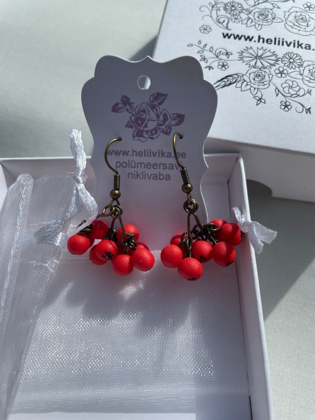 Orecchini pendenti & Orecchini a lobo: Hängeohrringe mit roten Blumen – Nuovo e nell'imballaggio originale da Altendorf venduto da privateclient 1