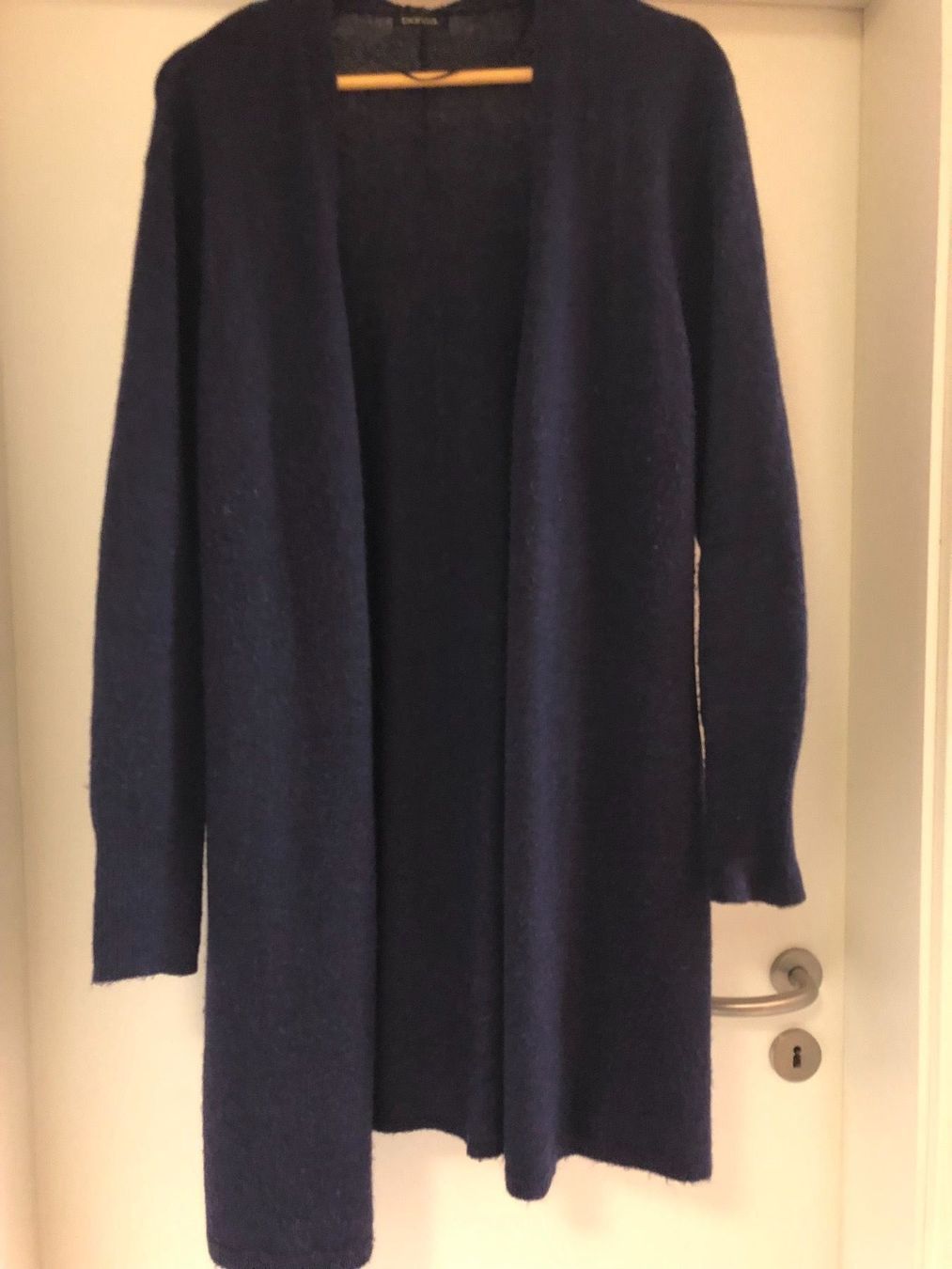 Kleiderpakete: Kleiderpaket, Blazer,Rock, Hemd-14 Stuck – Gebraucht aus Buchs-ZH von Birikina 1