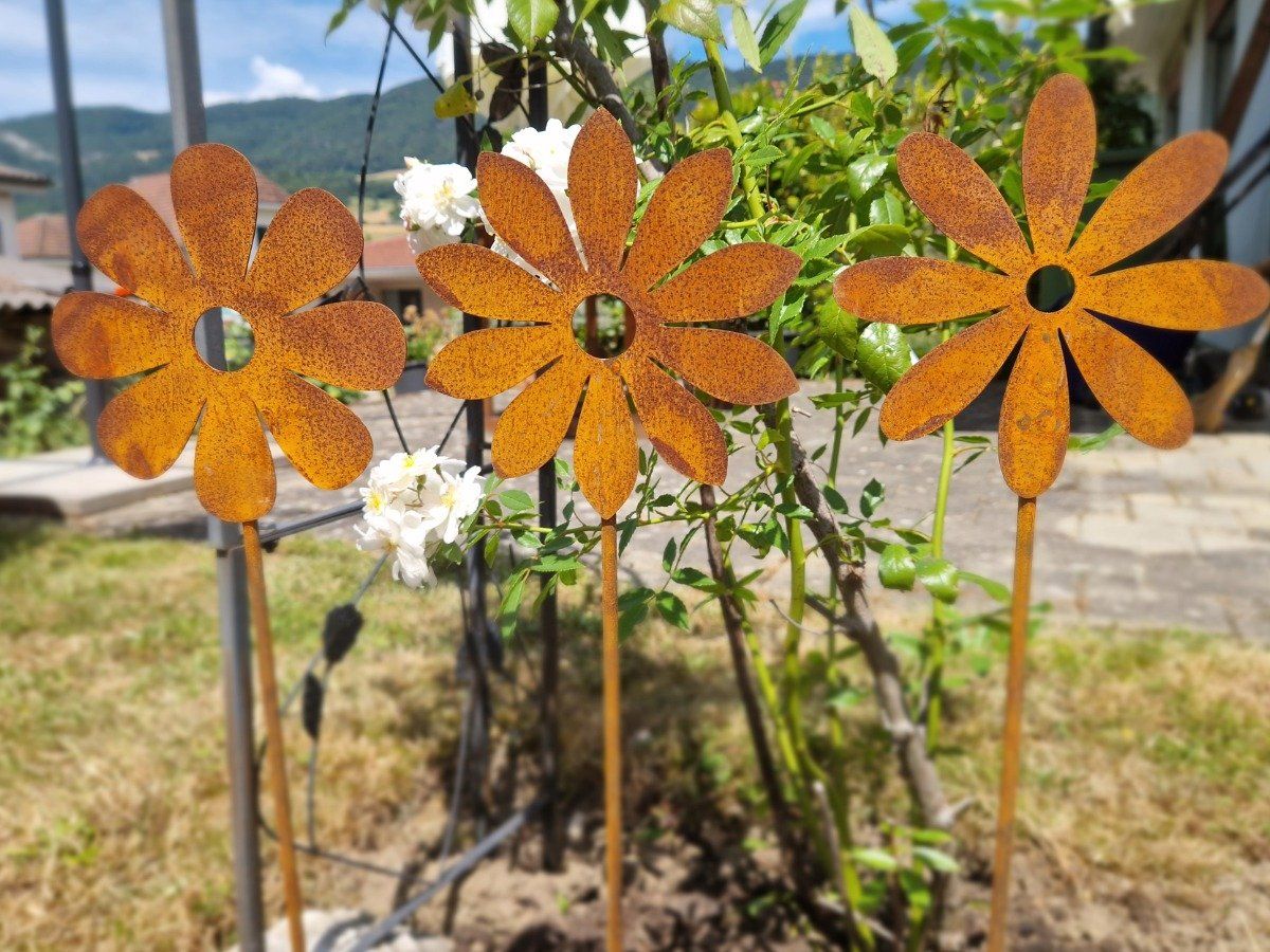 Toutes les décorations: Rostblumen Gartenstecker Set 70cm – Neuf avec emballage d'origine à Matzendorf par Gartendeko-Shop
