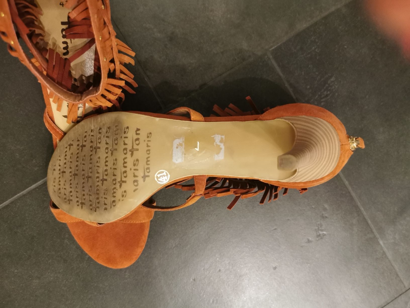 Tamaris Damenschuhe: Tamaris Stilettos Gr. 41 – Neu (gemäss Beschreibung) aus Sursee von Ventiduese