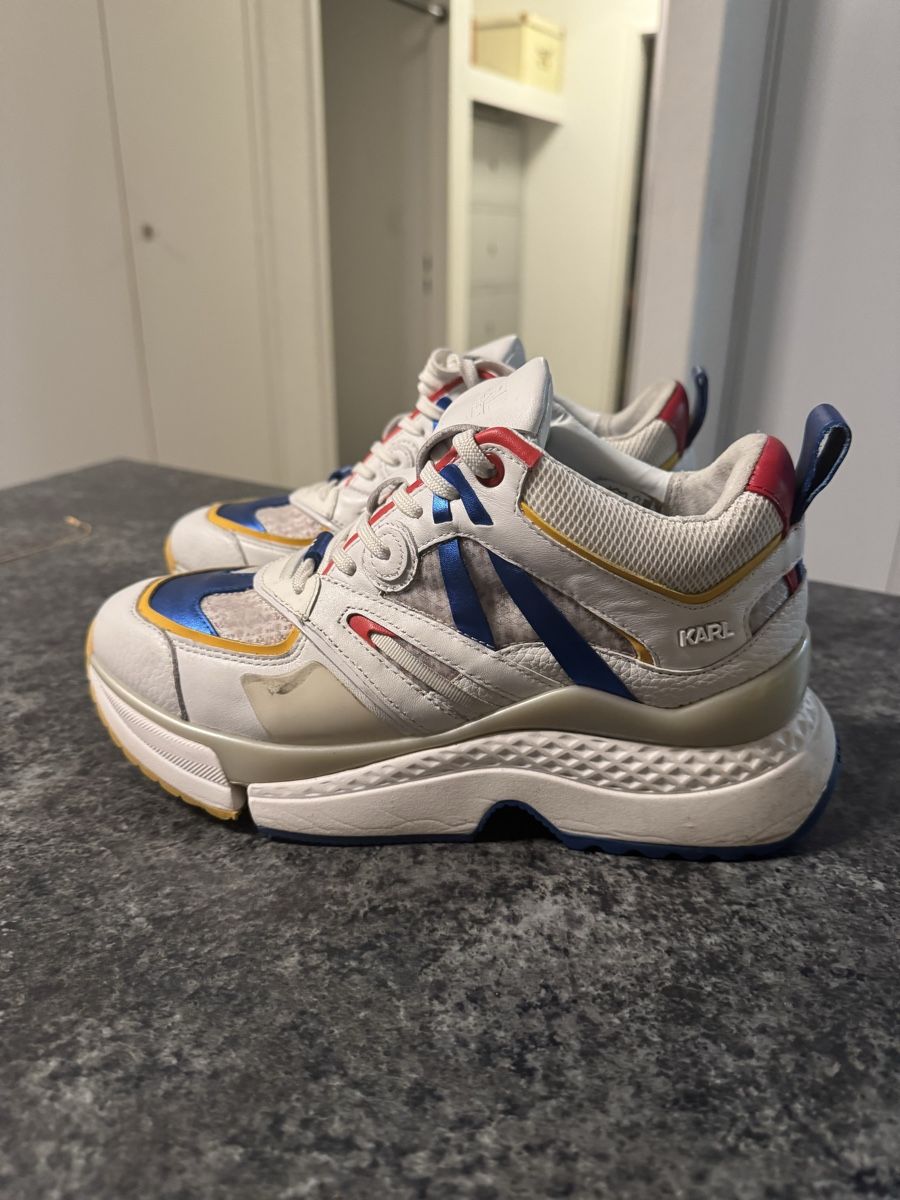 Scarpe da donna: Karl Lagerfeld Sneaker – Usato da zürich venduto da dalia06 5
