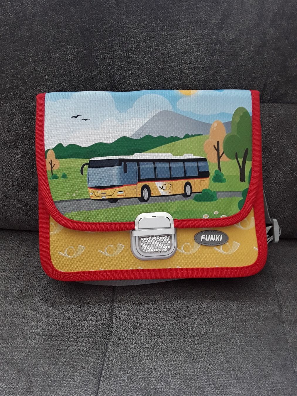 Borse: Kindergarten tasche funki postauto – Nuovo e nell'imballaggio originale da Appenzell venduto da Bal.g 1