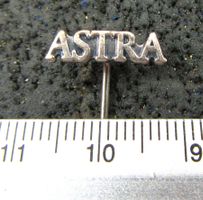 ASTRA OPEL LOGO AUTO ANSTECKNADEL ABZEICHEN SILBRIG VINTAGE
