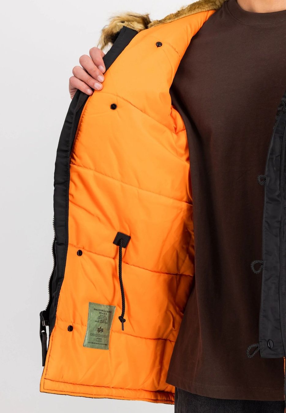 Alpha Industries Giacche: Alpha Industries Winter Jacke Parka Schwarz Gr. M – Nuovo e nell'imballaggio originale da Langenthal venduto da SecondChanceShop 4
