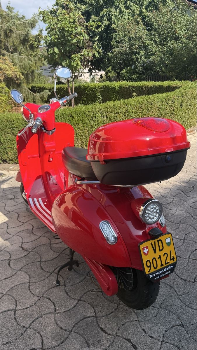 Scooters: E Roller - scooter électrique 45 km/h – D'occasion à Sullens par Lecentaur 3
