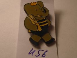 1 Süsser Elefant Pin mit Krone, (U56)