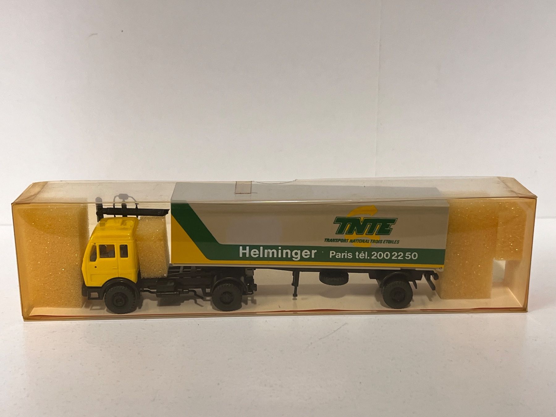 Roskopf Modelleisenbahnen: Roskopf TNTE Helminger Paris 1:87 H0 – Neu und originalverpackt aus Geroldswil von TopTrain54