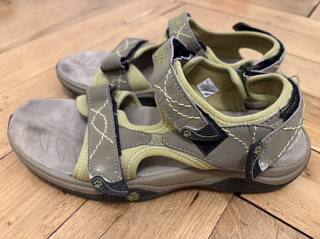 Scarpe per ragazzi: Jack Wolfskin Trekking Sandalen // Sandals – Usato da Zürich venduto da ahe_7gq2