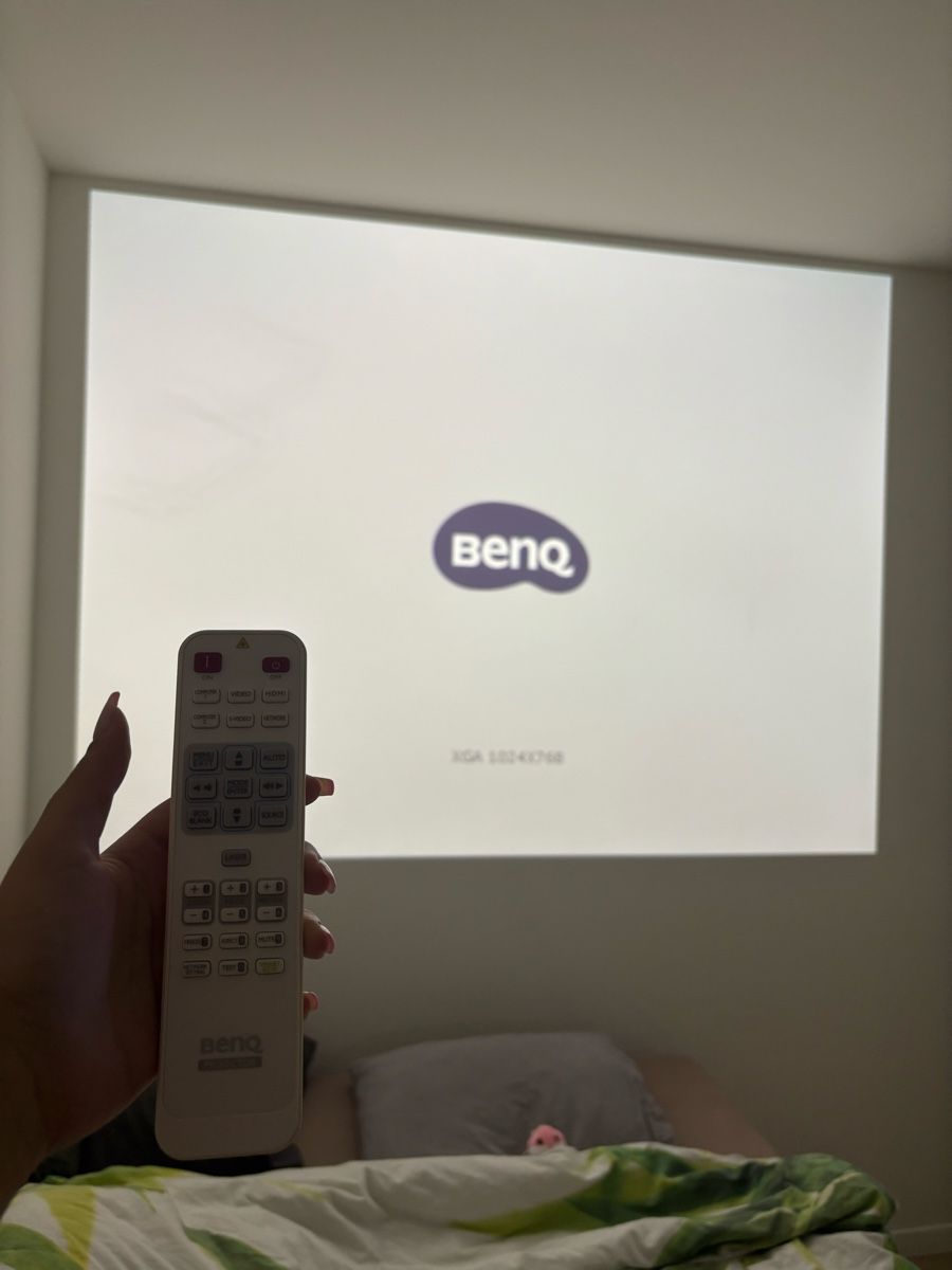 BenQ Videoprojektoren: Beamer Benq TH682ST – Gebraucht aus Oberrüti von chi_68h7 3