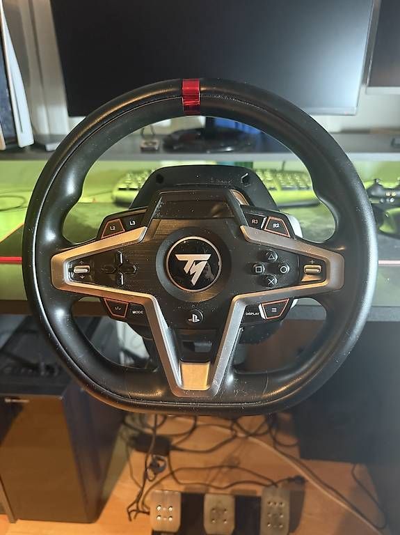 Controller: Thrustmaster T248 + T3PM Pedale  PS5 / PS4 / PC – Usato da bachenbülach venduto da G4609