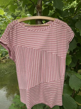 Gestreiftes Shirt