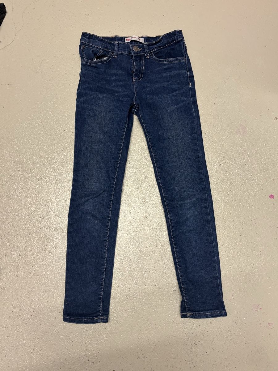 Levi's Pantaloni: Levis Jeggins Gr 134 – Usato da Schliern b. Köniz venduto da Eitschei76
