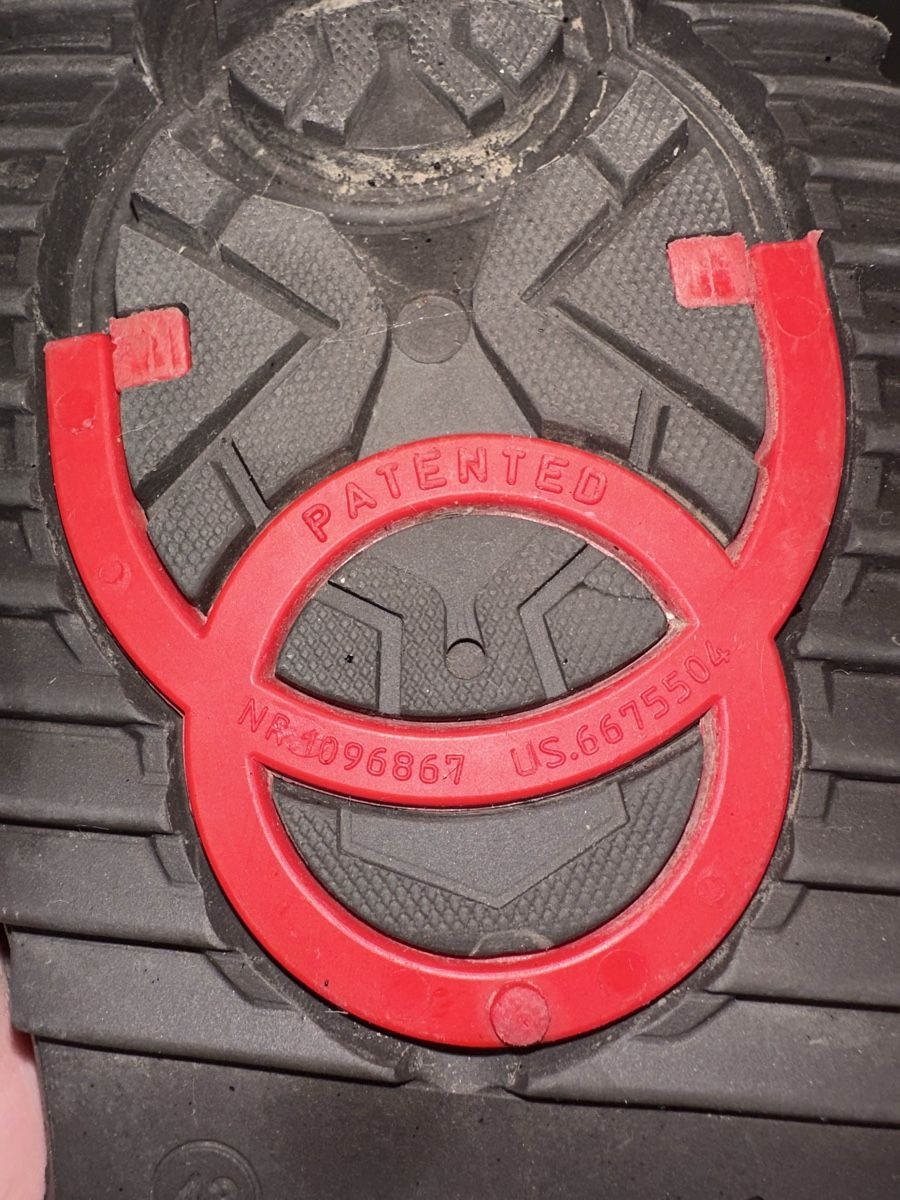 Scarpe da uomo: Bottes d’hiver élémenterre avec crampons – Usato da pully venduto da asi_w6gl 5
