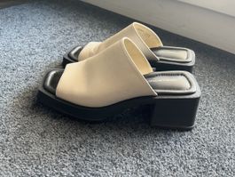 Vagabond Mules