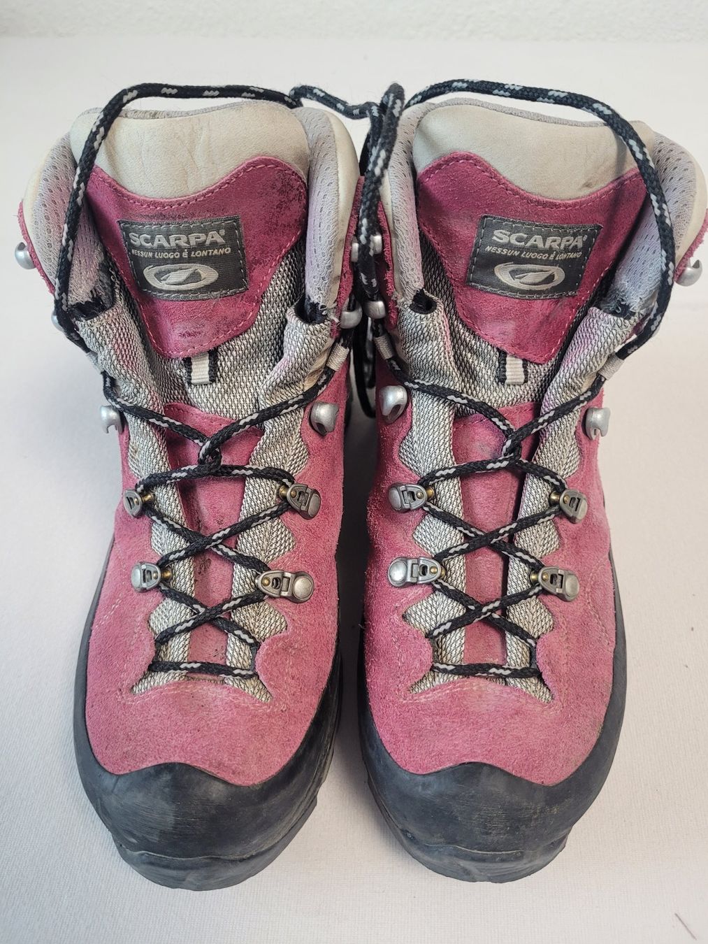Scarpa Scarpe da donna: Wanderschuhe / Bergschuhe Scarpa Damen Gr. 38 – Usato da Uster venduto da Yayavanna