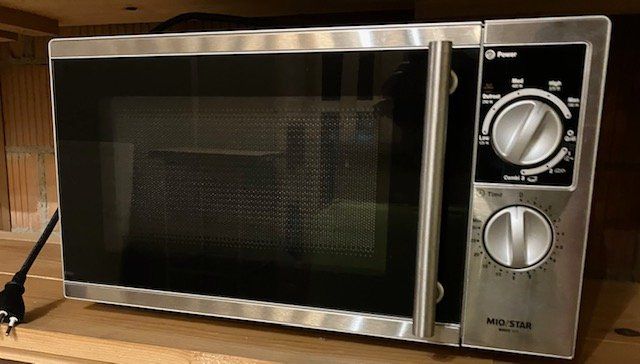 Mio Star Appareils de cuisine: Mikrowelle MioStar Wave 100 – D'occasion à Schinznach-Dorf par Ellenberger1060 1