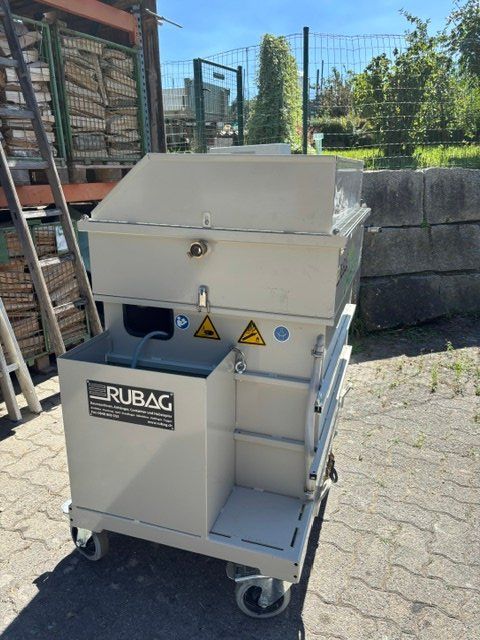 Korpus: Kombi Wasch- & Neutralisationsbecken – Gebraucht aus Grueningen von Indra1Puma2 1