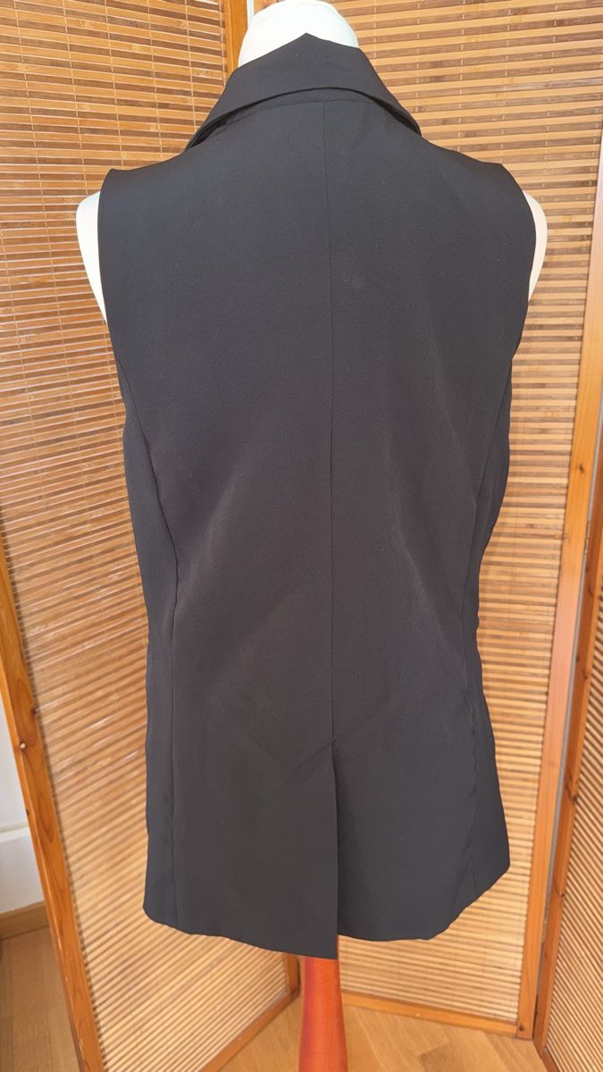 Gilets & Westen: Long-Gilet, S, schwarz – Gebraucht aus Gümligen von morticiaaddams 1
