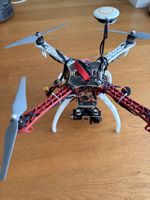 DJI Selfmade Quadrokopter mit viel Zubehör und Ersatzteilen