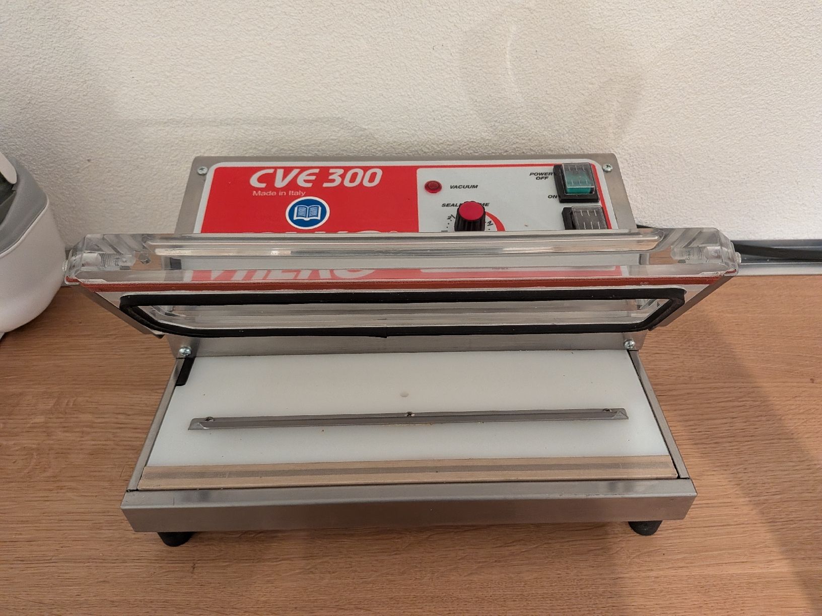 Toutes les machines: Machine sous-vide Secco CVE-300 – Neuf (Voir description) à Sion par Remix02