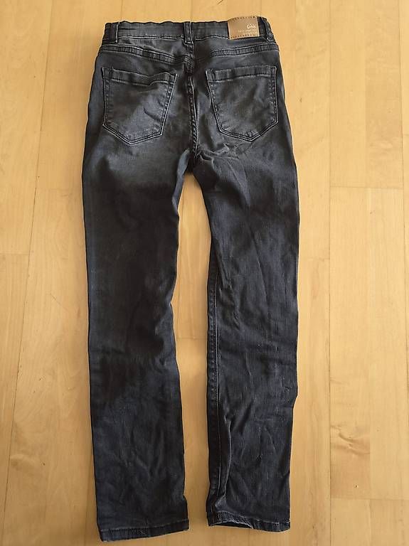 Pantaloni: Verbaudet Jeans Slim, Gr. 140 – Usato da Russikon venduto da i_laura 1