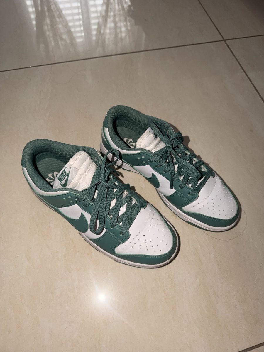 Scarpe da uomo: Nike Dunk Low Sneaker grün weiss  – Nuovo (secondo la descrizione) da Niederlenz venduto da fiz_87fv 1