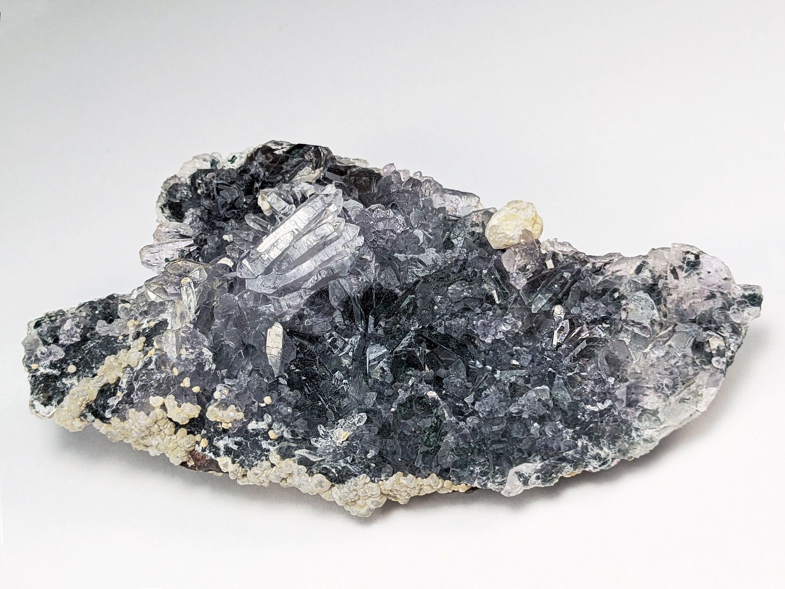 Minerali & Pietre curative: besonderer, einzigartiger Chalcedon Rohstein 11cm – Nuovo e nell'imballaggio originale da Meilen venduto da StoneGarden