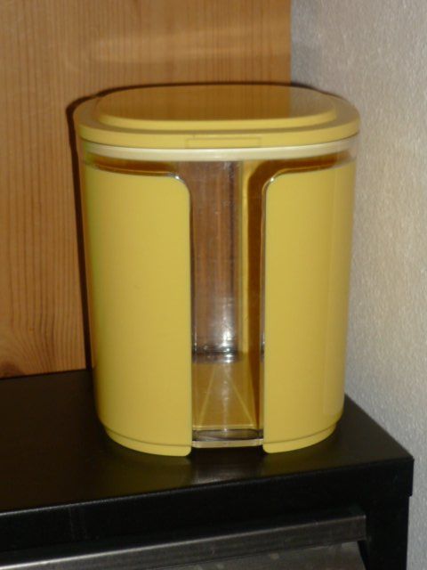 Tupperware Contenitori & Simili: TUPPERWARE 1,5 L. – Usato da St.Gallen venduto da Anso 2