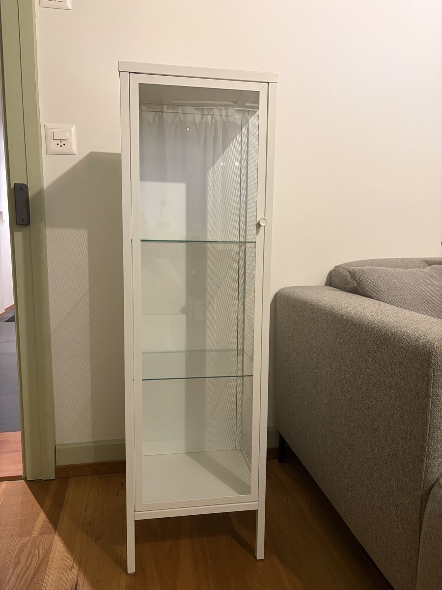 Ikea Vetrine: Baggebo Vitrine von IKEA  – Usato da Gerlikon venduto da smshb94