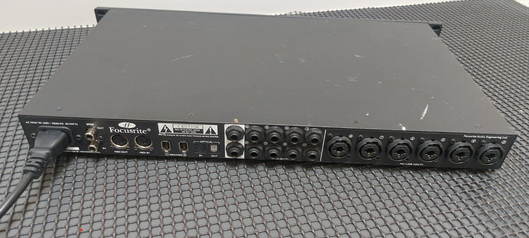 Focusrite Attrezzatura per studi di registrazione: Focusrite Saffire Pro 40 Firewire&Thunderbolt-Audio-Interfac – Usato da Glattbrugg venduto da Swissmusik 3