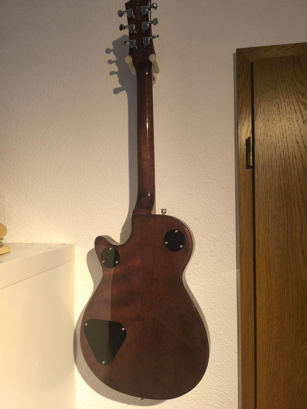 Gretsch Musikinstrumente: Gretsch G5220 Jet BT Single Cut Black – Gebraucht aus Bözberg von Dave1964 1