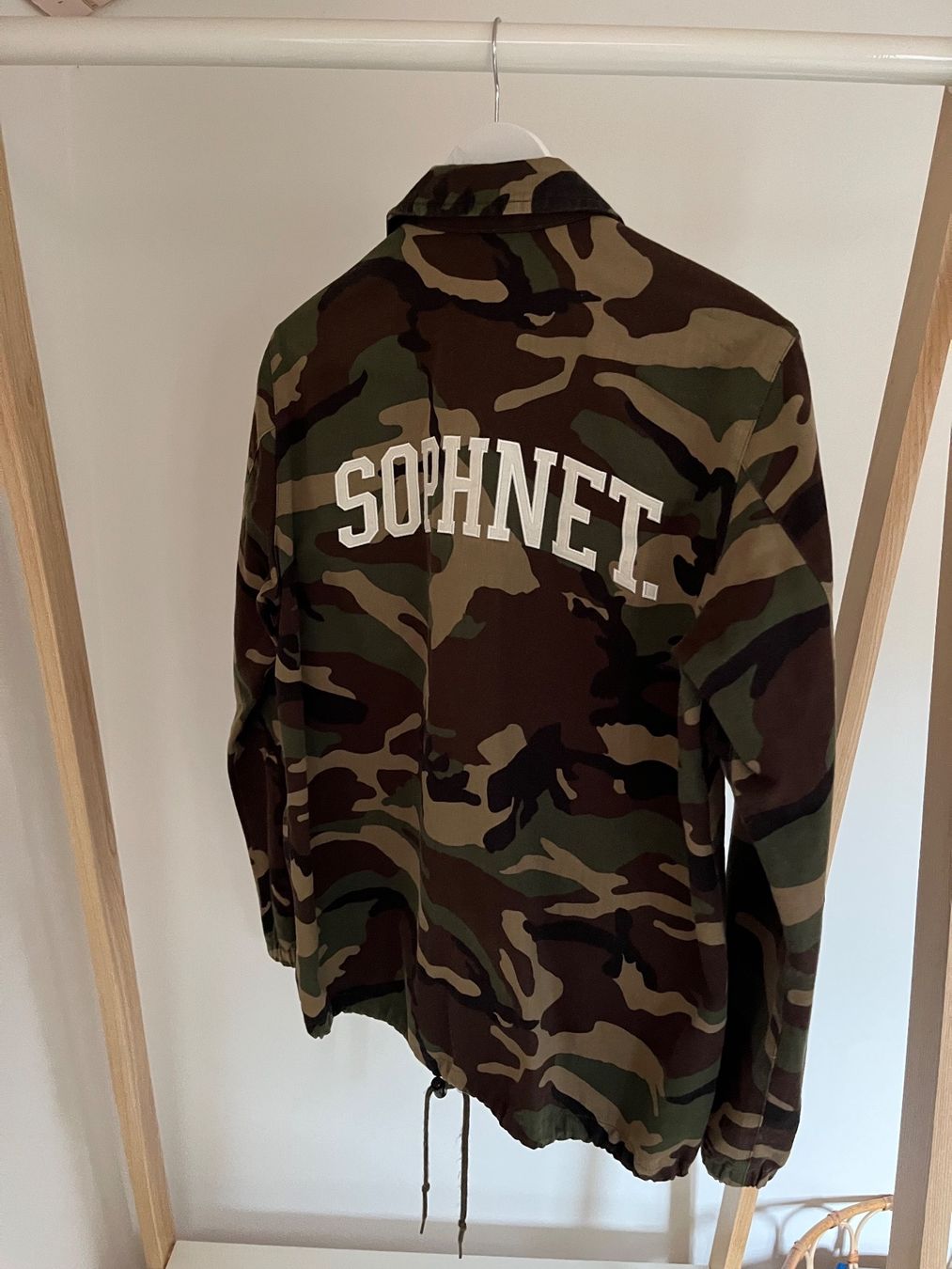 Jacken: SOPHNET Jacke - Camouflage – Gebraucht aus Unterseen von BiancaNBozo 1
