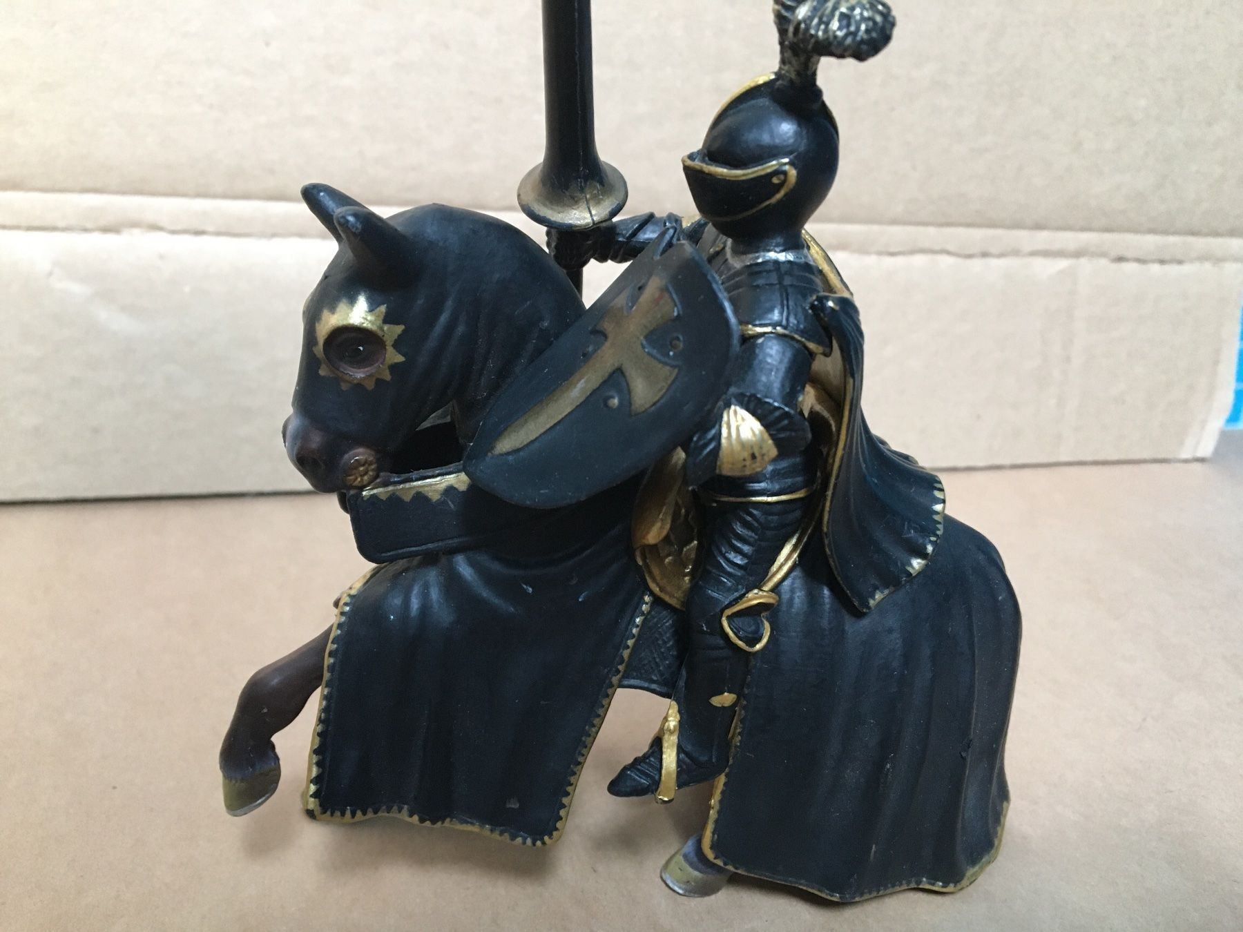 Schleich Statuette: 3 Schleich schwarze Ritter Kreuzritter – Usato da Ennetbaden venduto da mapa05 3