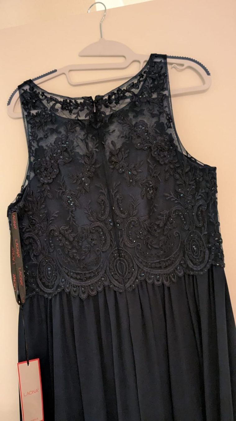 Vestiti: Nachtblaues langes Abendkleid – Usato da Marbach SG venduto da Maler35 4