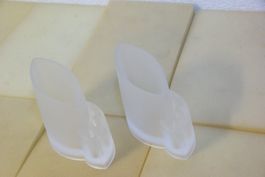 2x neue Stifthalter aus Kunststoff