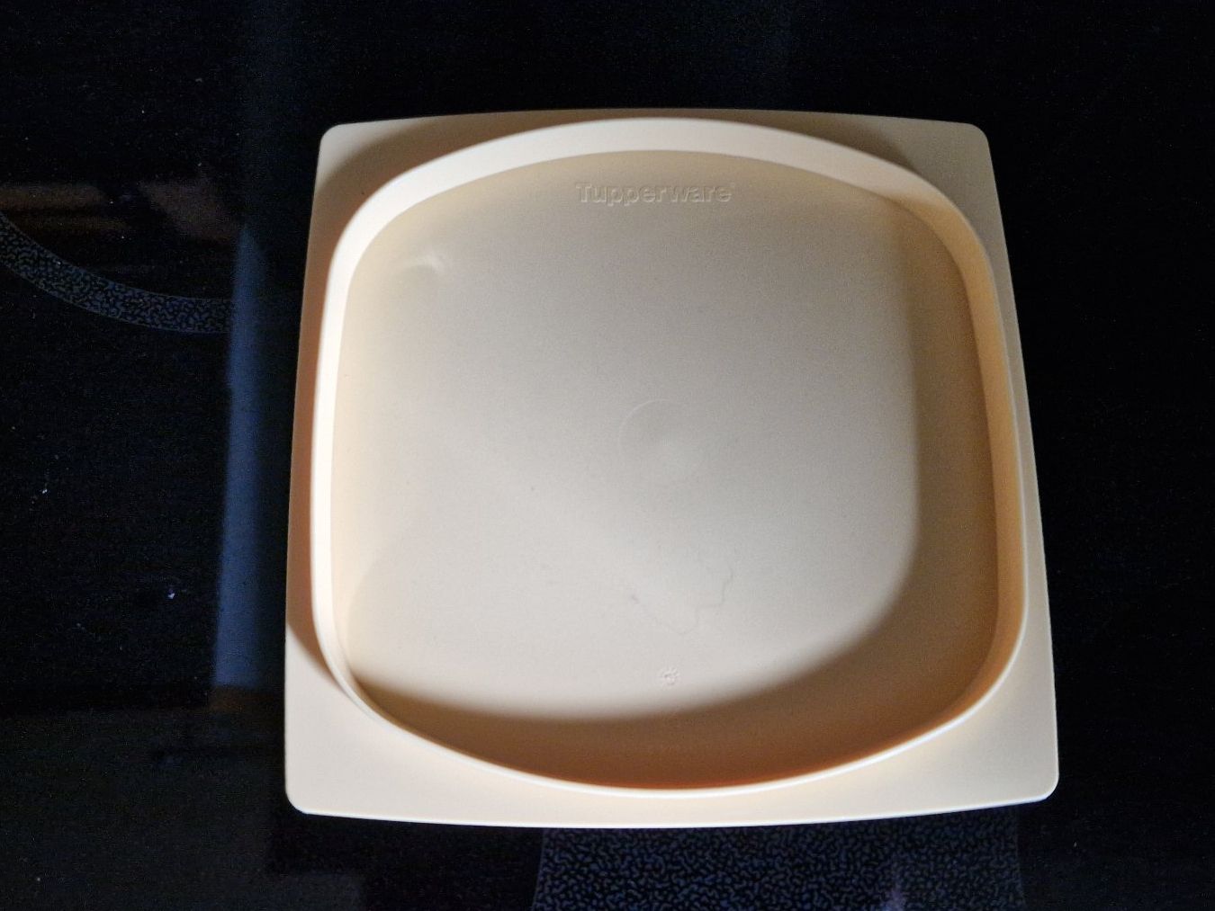 Tupperware Behälter & Ähnliches: Tupperware Käseaufbewahrung – Gebraucht aus Gstaad von ise_79sf 4