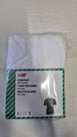 *** NEU Shirt  weiss in S *** Briefpost
