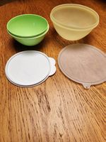 Tupperware Schüssel in Hellgrün (neu) und Gelb 2.75l, 600ml