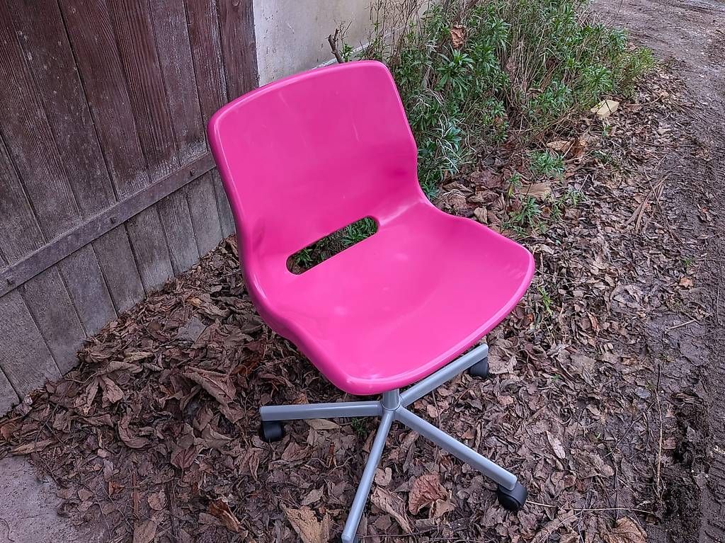 Chaises: Chaise bureau IKEA – D'occasion à Préverenges par Fbosset