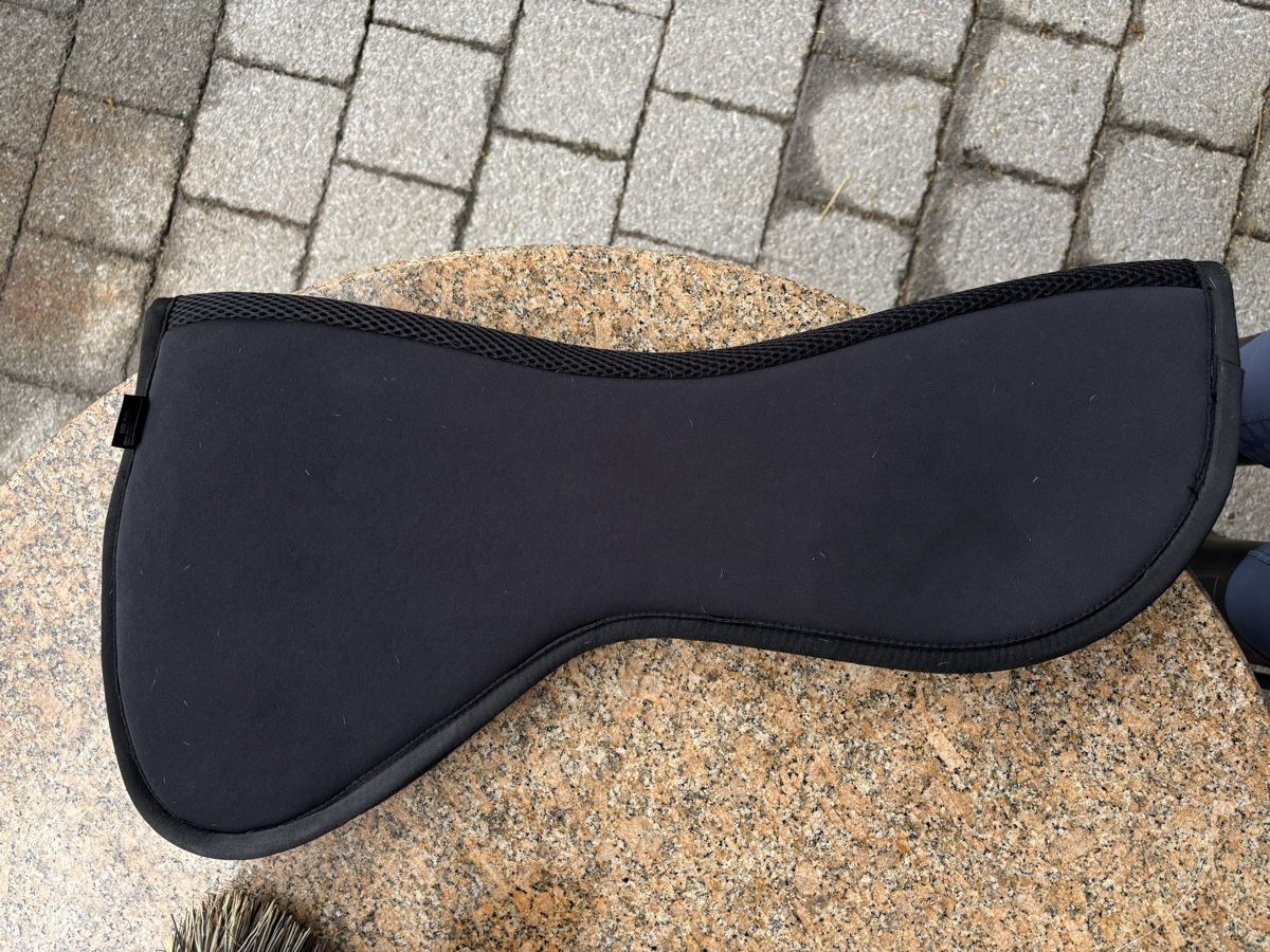 Sattel & Sattelzubehör: Sattelpad – Gebraucht aus Winterthur von lelo.13 6