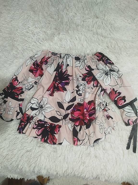Camicette: Blusa floreale a spalle scoperte – Usato da Chiasso venduto da CarmeloNicotra