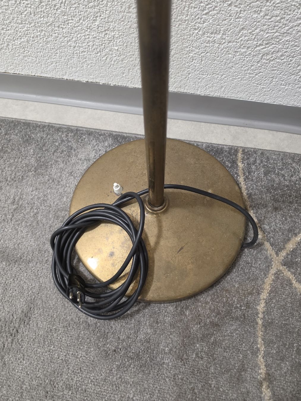 Lampade: Vintage Designer Stehlampe  – Usato da Dulliken venduto da jev_v2cz 2