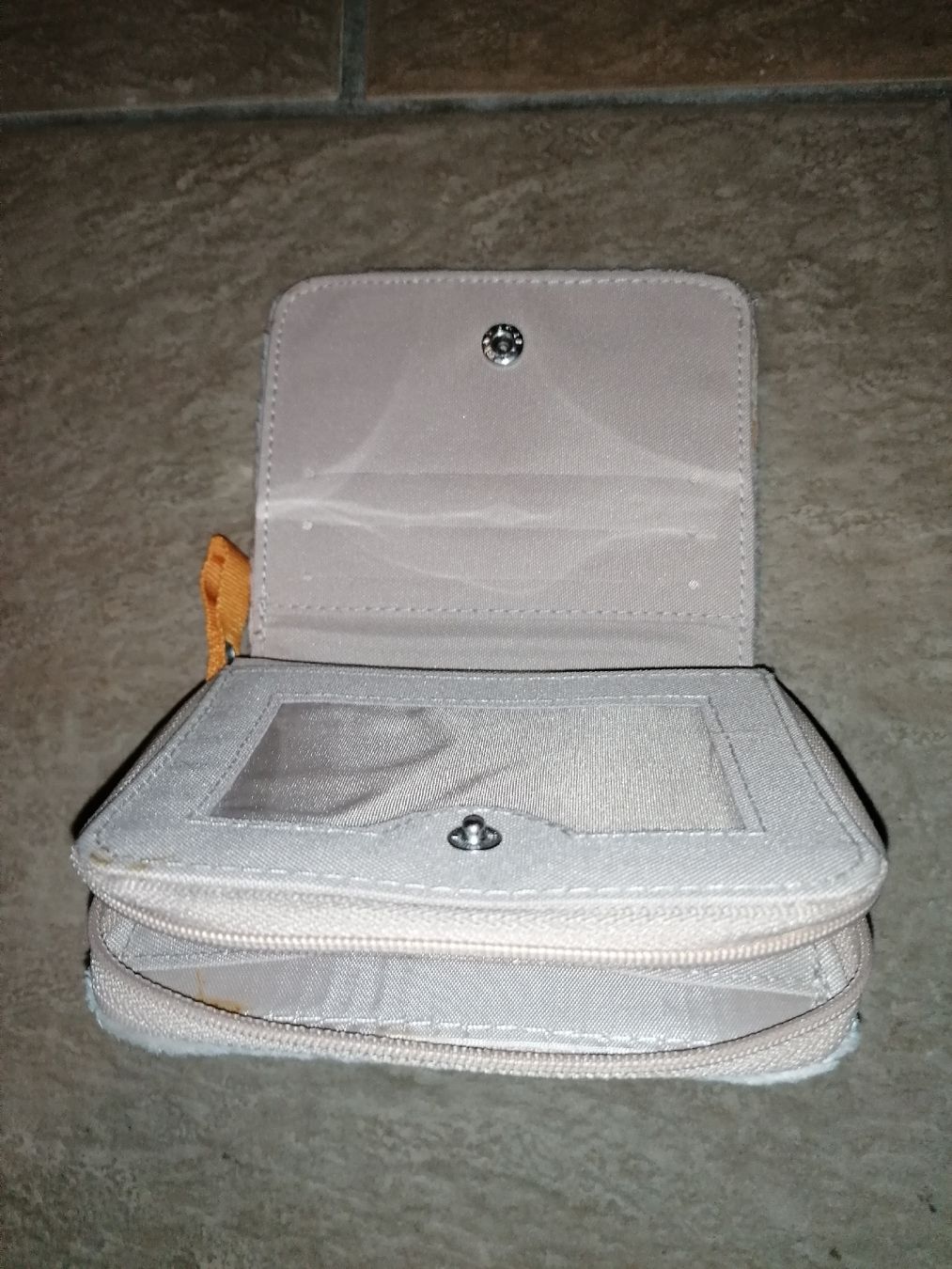 Nici Sonstiges für Kind & Baby: Nici Portemonnaie Erdmännchen – Neu (gemäss Beschreibung) aus Waltenschwil von Cassie11 1