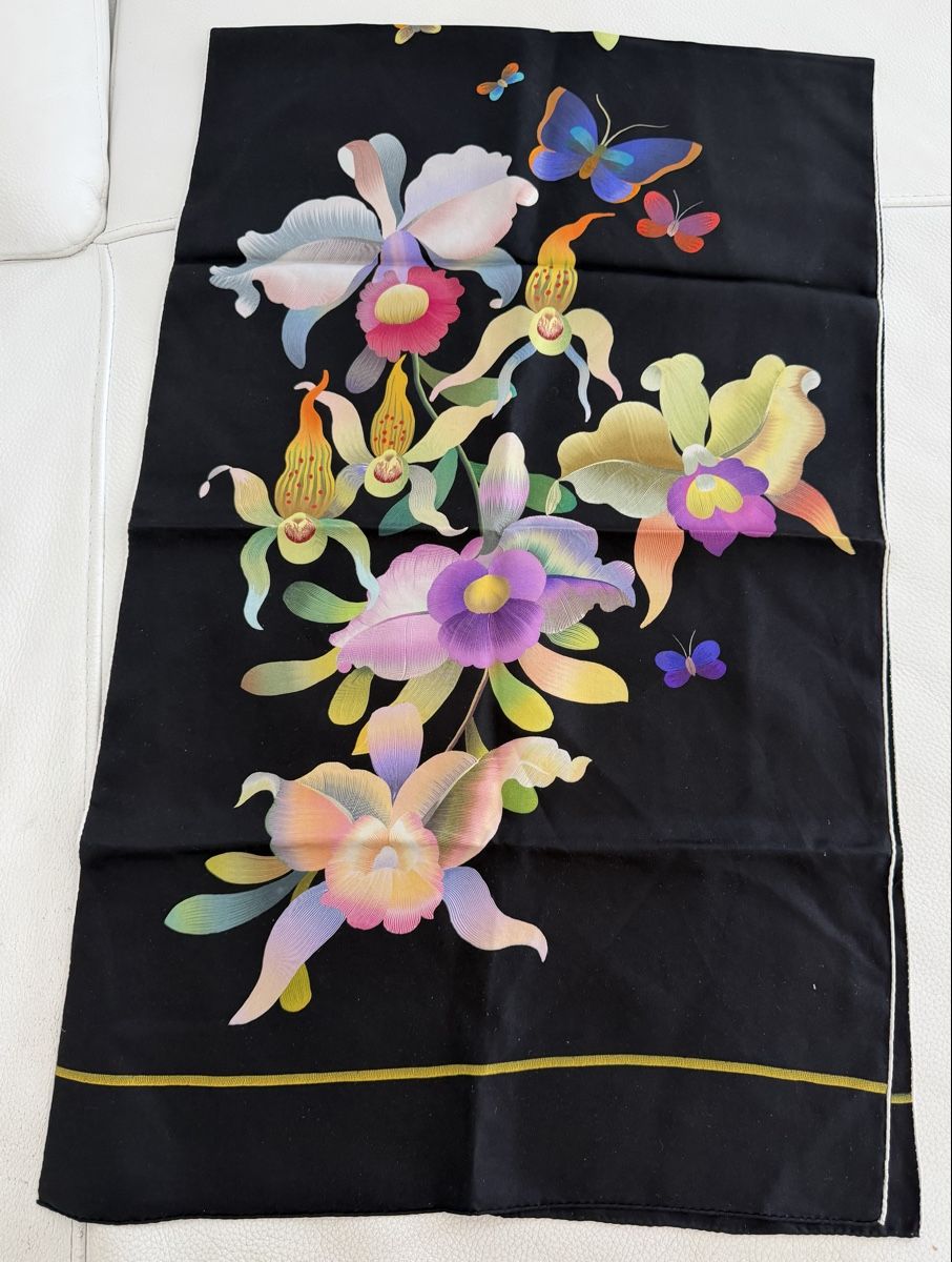 Foulards, Tücher & Schals: Seiden Schal 🌸 – Gebraucht aus Opfikon von Luis144 3