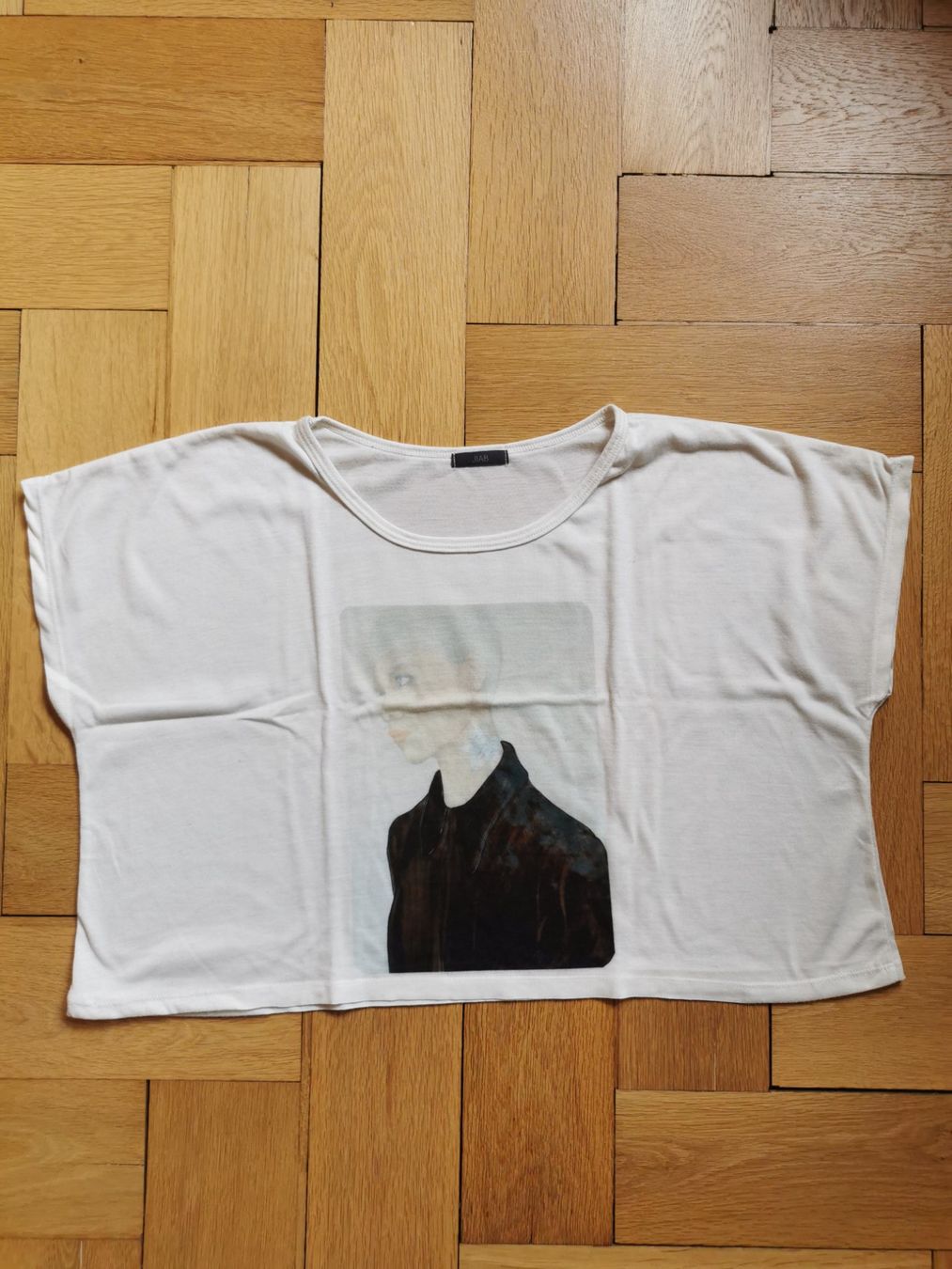 T-shirt: T-Shirt – Usato da Bern venduto da Linii