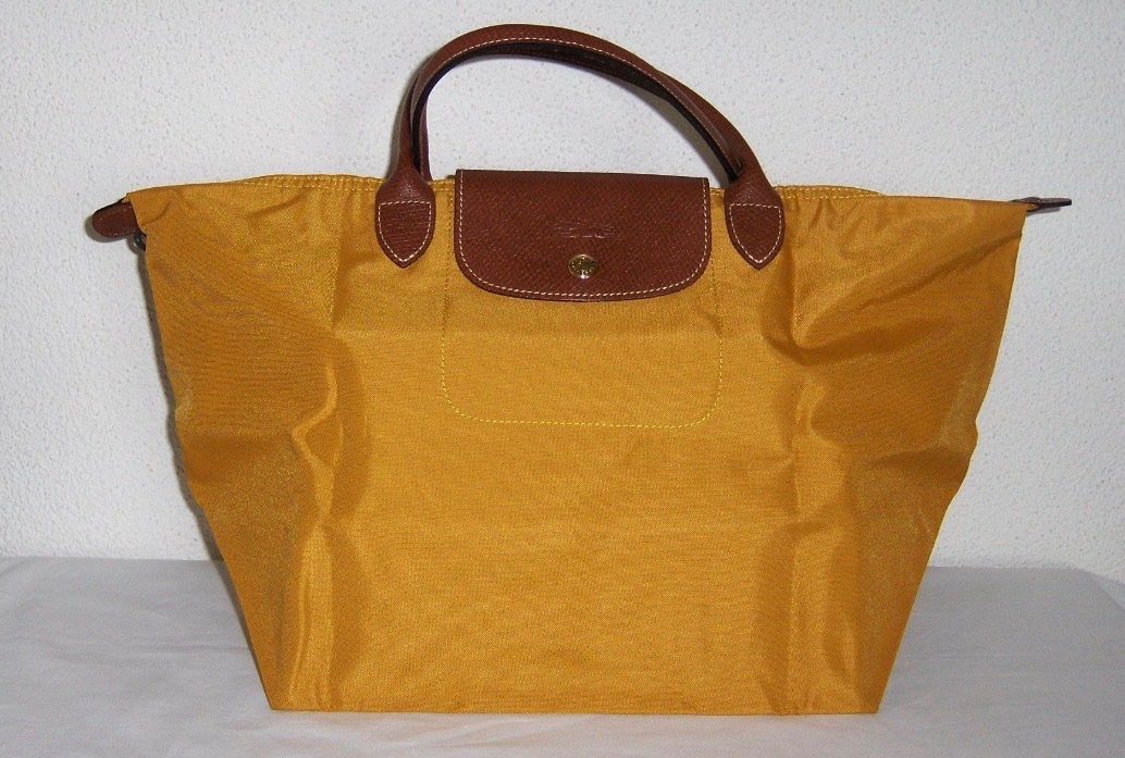 Longchamp Taschen für Damen: Tasche Longchamp LE PLIAGE, Grösse M – Gebraucht aus Bettlach von Brissoni 1