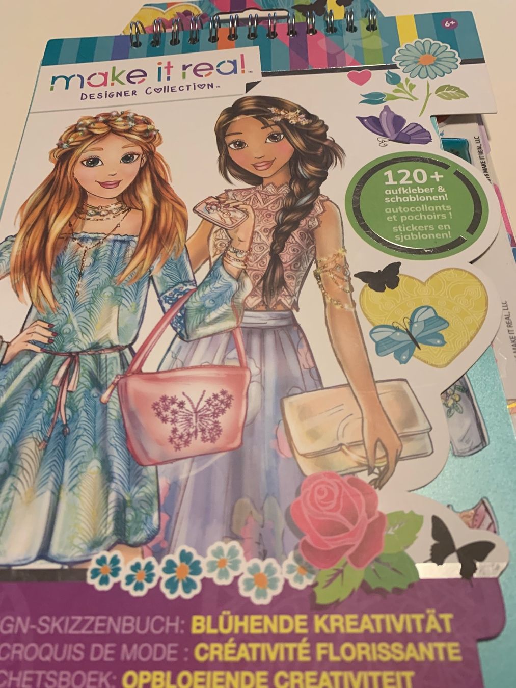 Bücher: ♥ Designer Collection make it real! Modedesign Skizzenbuch – Gebraucht aus Beromünster von msklef 8