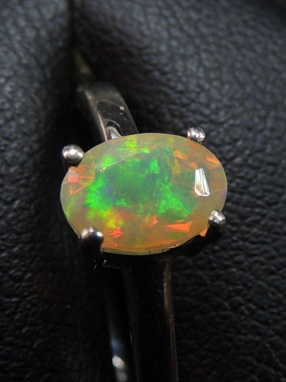 Anelli: Farbintensiver äthiopischer Opal Silber 925 Fingerring – Nuovo (secondo la descrizione) da Waldenburg venduto da schaller707 1