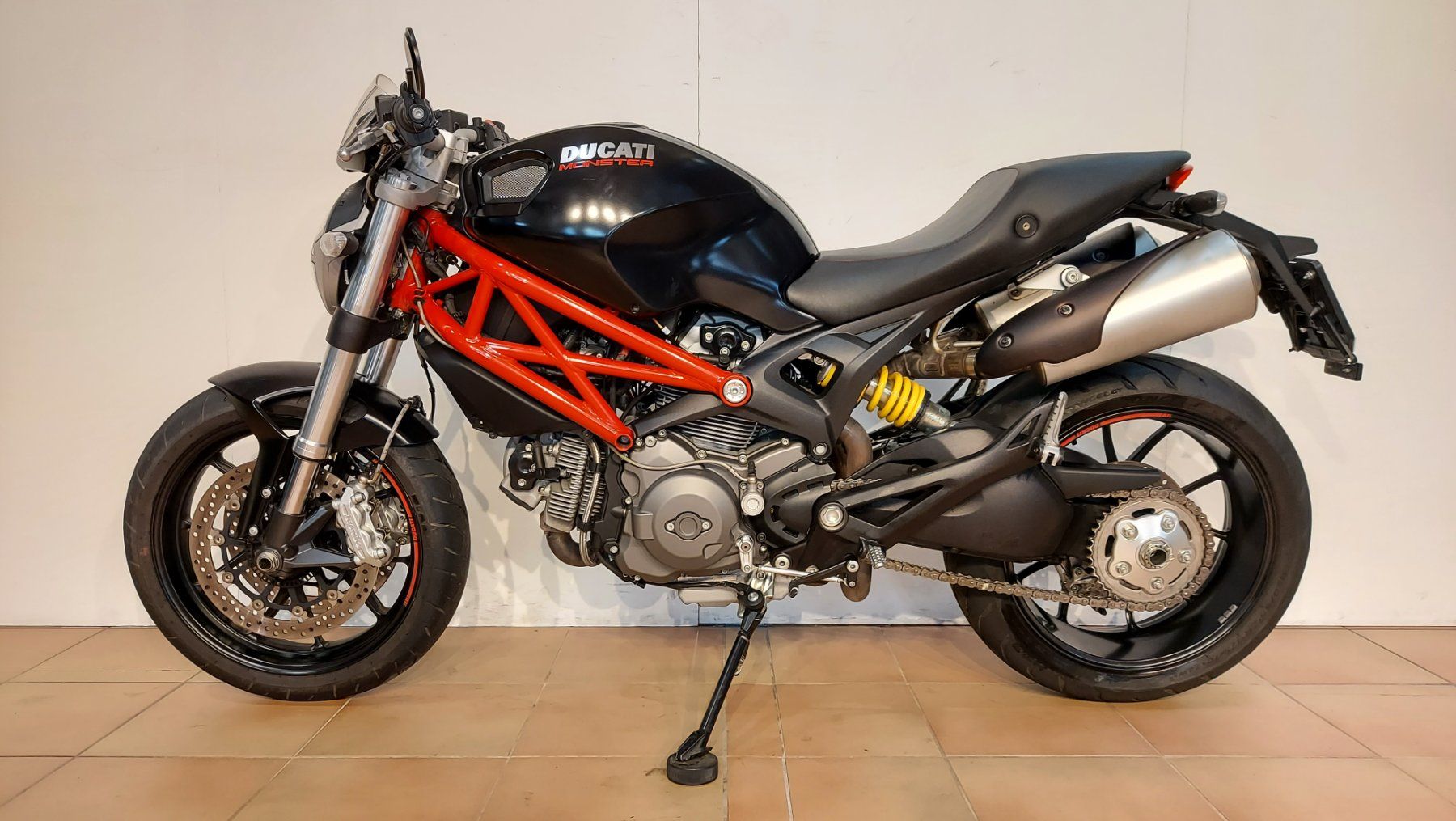 Ducati Strada: Ducati Monster 796 ABS – Usato da Tägerschen venduto da Moto-Welt 1