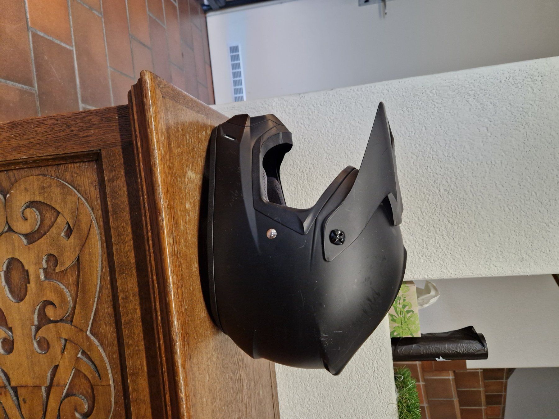 Caschi & visiere: Motorrad Helm – Usato da Ennetmoos venduto da Eddieinoz 1
